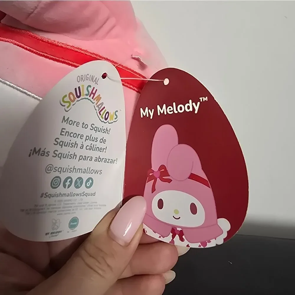 Hello Kitty celebrate season
